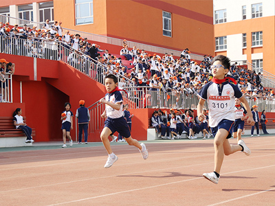  長城學(xué)校